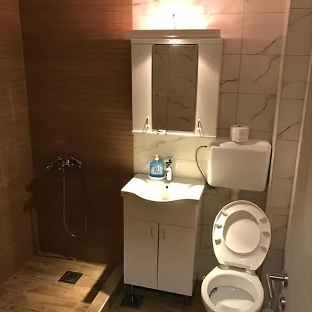 Ika 1n Apartamento *